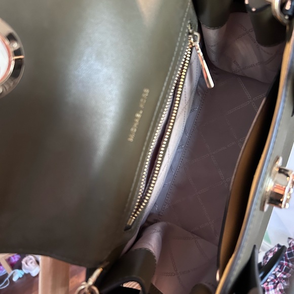 Michael Kors bag - Picture 4 of 5